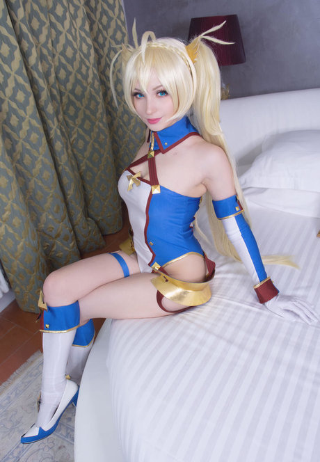 ShiroKitsune hot star images