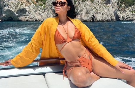 Eniko Hart model nice image