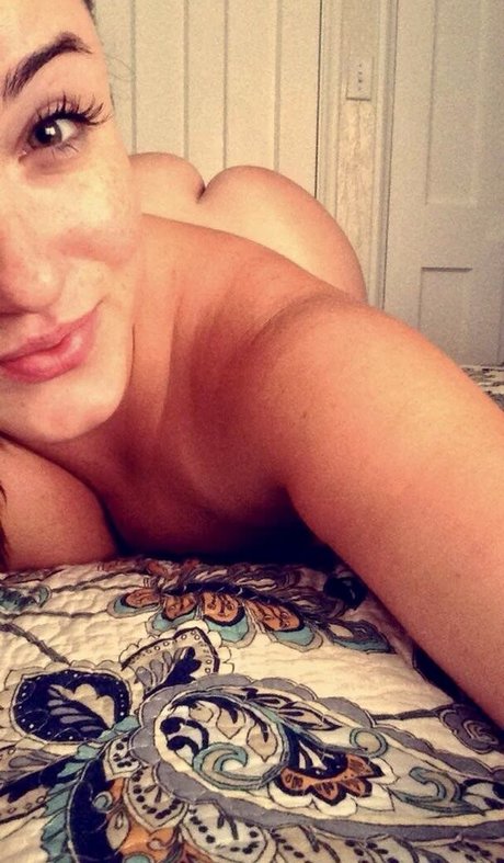 car onlyfans hot nude image