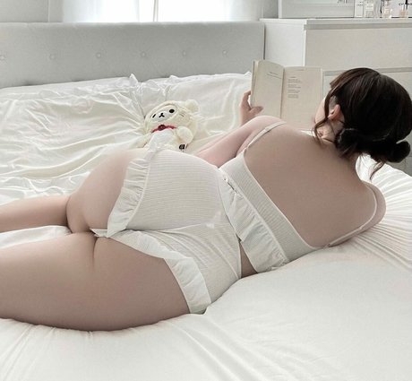emidoll sex actress photo