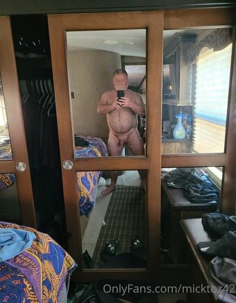 micktoz42 star nudes image