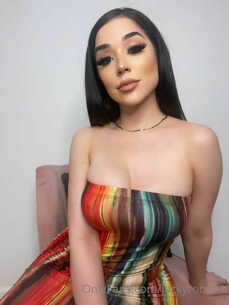 tiny ass onlyfans beautiful picture