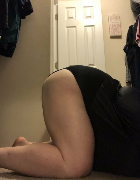 bbwcherrybomb naked model images