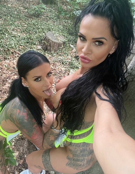 shower threesome onlyfans xxx picture