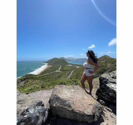 Katrina Louise Paul star xxx archive