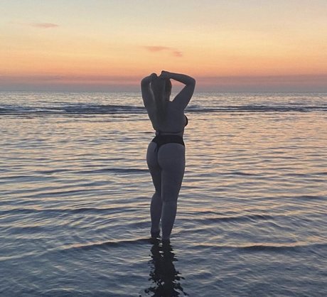 shemale riding onlyfans adult photo