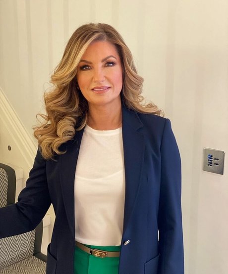 Karren Brady star naked pictures