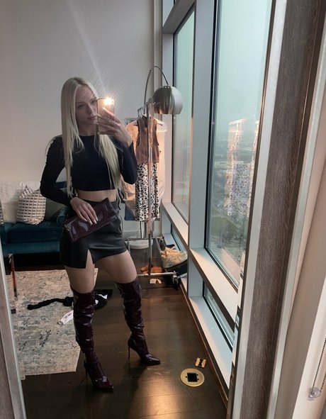 trans girls onlyfans art porn picture