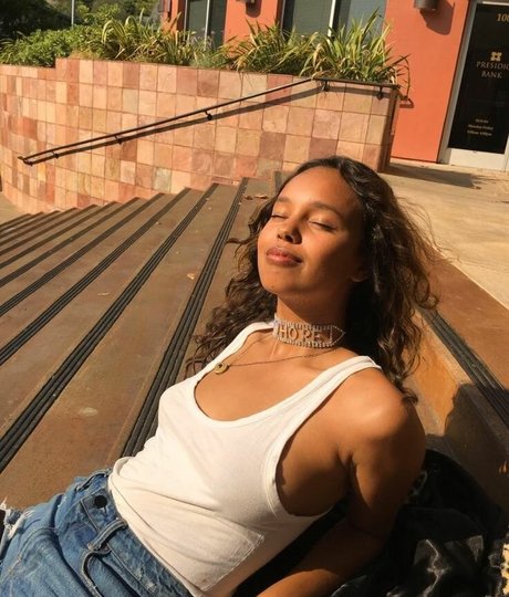 Alisha Boe perfect model gallery