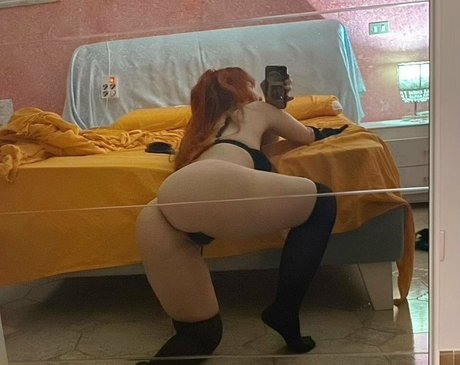 blonde teen pussy onlyfans top pic