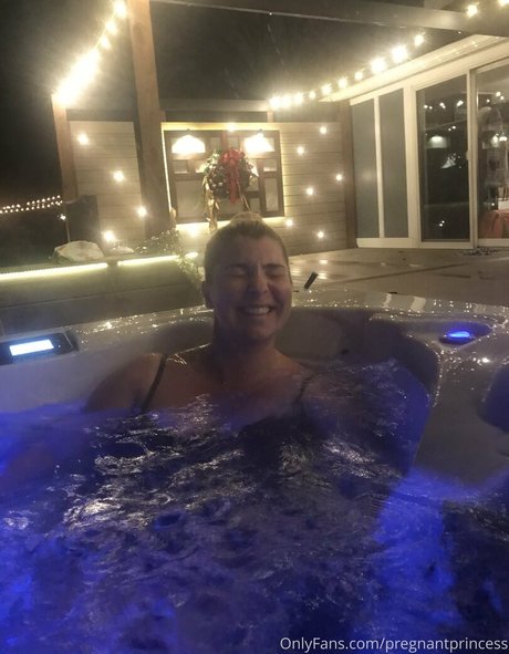 pregnantprincess pornstar beautiful pic