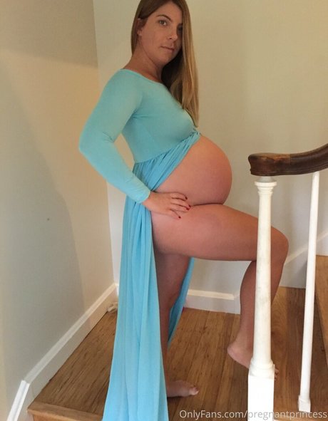 pregnantprincess top star] photos
