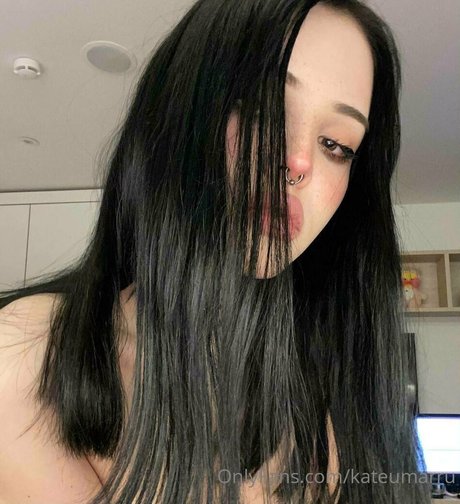 kateumarru model pretty pic