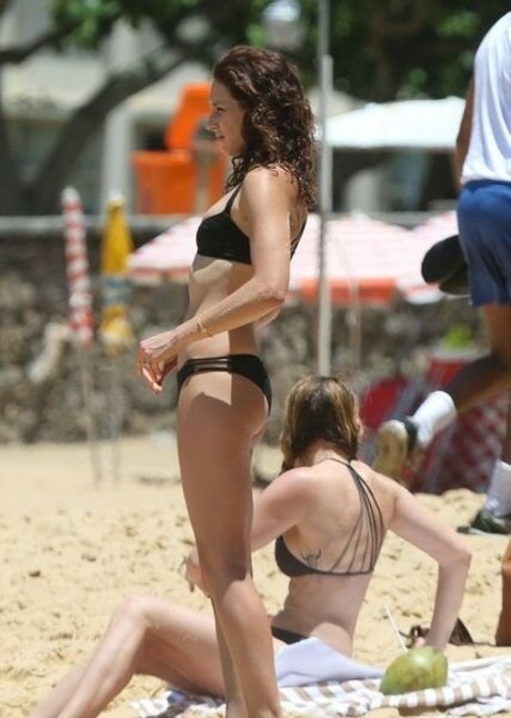 shaved onlyfans beautiful pic