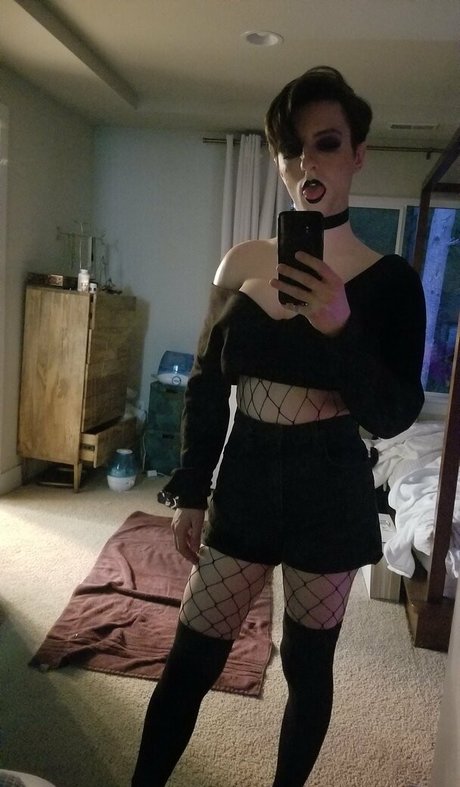 dattocosplay model exclusive img