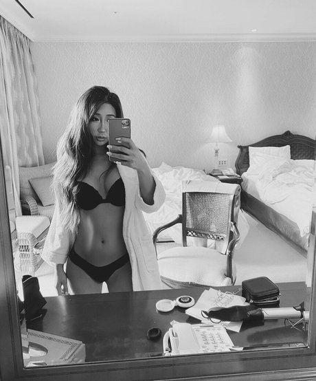 Jinnnyk high quality actress galleries