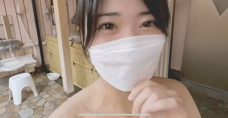 riri hotspring star beautiful photos