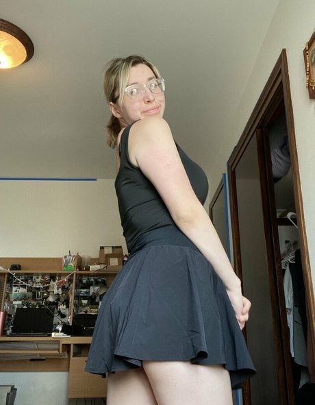 tiny ass onlyfans porn pic