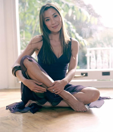 Michelle Yeoh hd pornstar pic