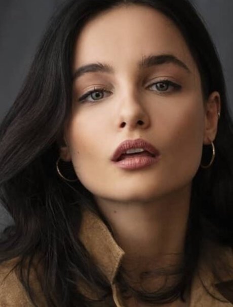 Ruxandra Porojnicu star adult pic