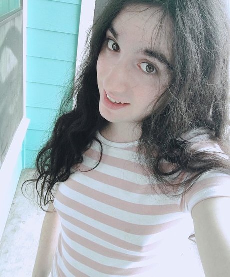 Orcastraw exclusive actress picture