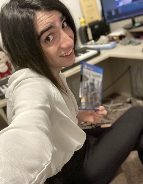 Orcastraw xxx actress photos