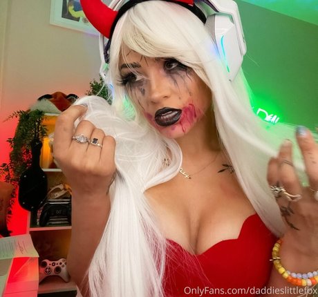 old lady onlyfans nude images