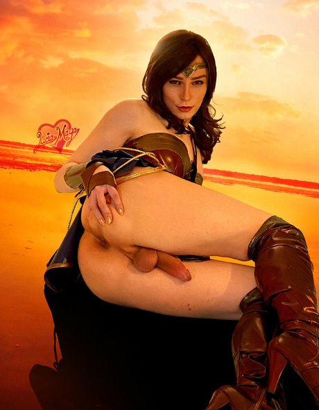 luciamaya nude star photo