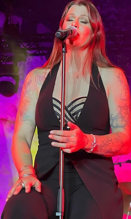 Floor Jansen star high quality pictures