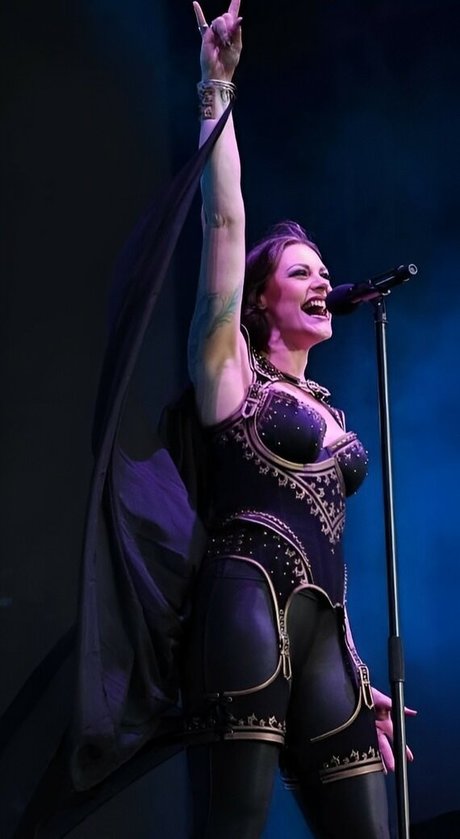 Floor Jansen model sex picture