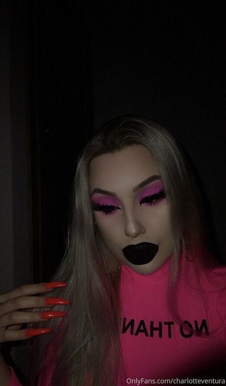 charlotteventura star erotic picture