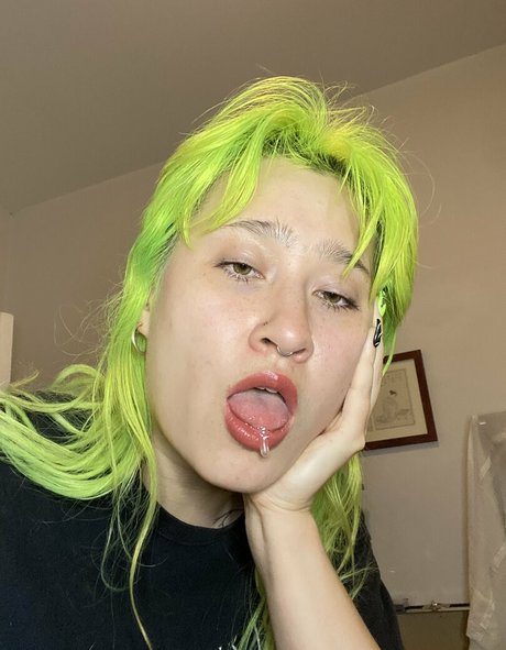 maylixx hot model pictures