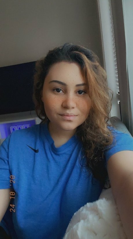 pandoranyxie nude model images