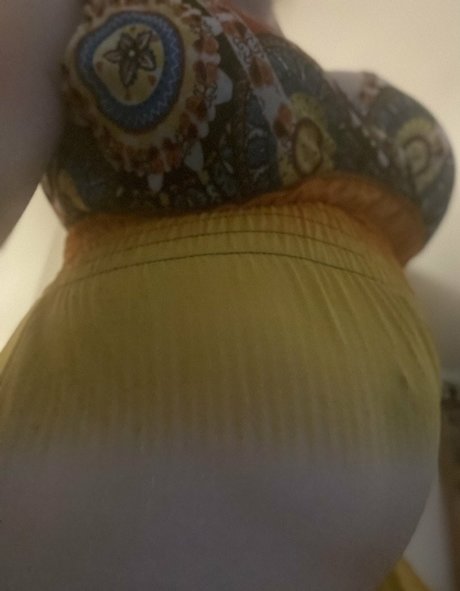 Pregnant English Rose nudes pornstar image