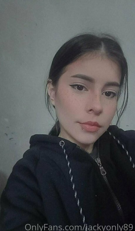 jackyonly89 nude thumbnail