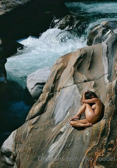 blonde cumshot onlyfans hot naked images