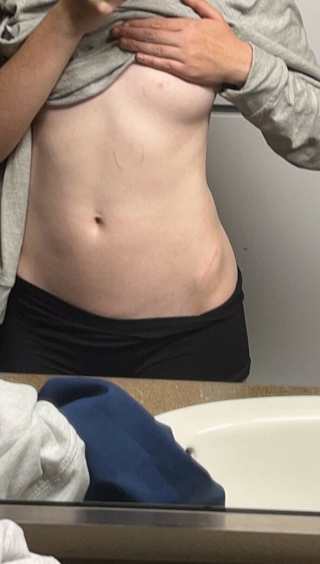 Mockingwoojay pornstar nude photo