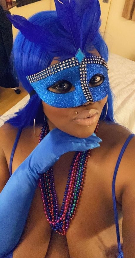 beverlyblue3x model gallery