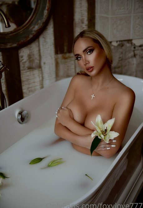 foxylove777 nude star archive