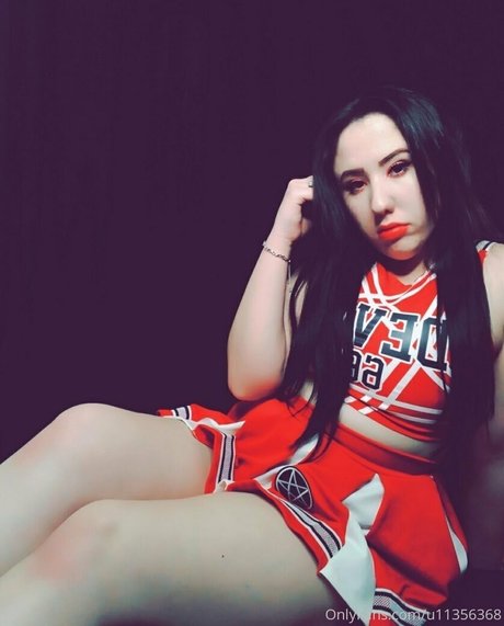 gothickitti perfect star pics