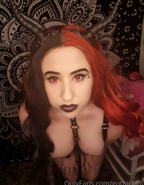 gothickitti actress pictures