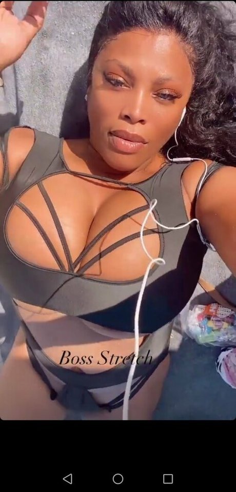 xxx milf onlyfans free porn image