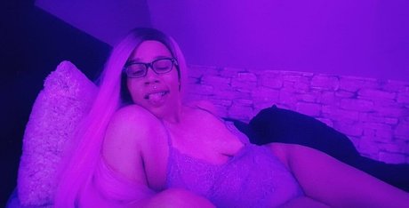 beauty curvy onlyfans hot sexy photo