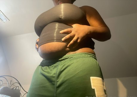 izzy back again erotic model images