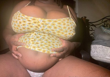 izzy back again beautiful model archive