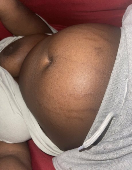 izzy back again pretty pornstar picture