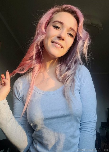 enicat pornstar image