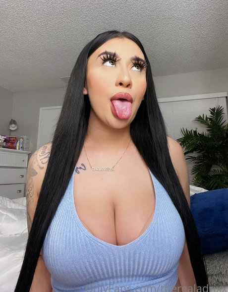 therealadrixx model nudes pictures
