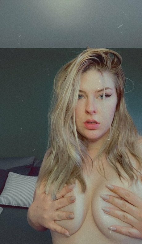 nudes plug pornstar nudes pictures