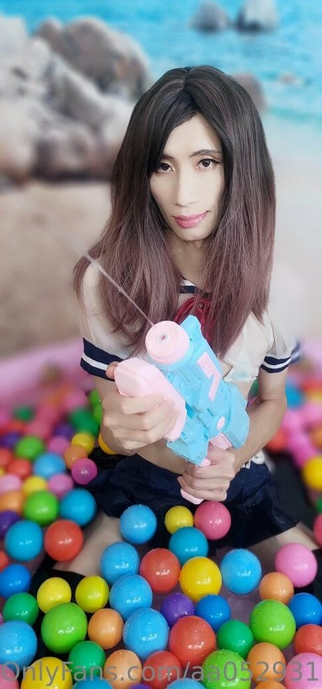 aa052931 pornstar naked photo